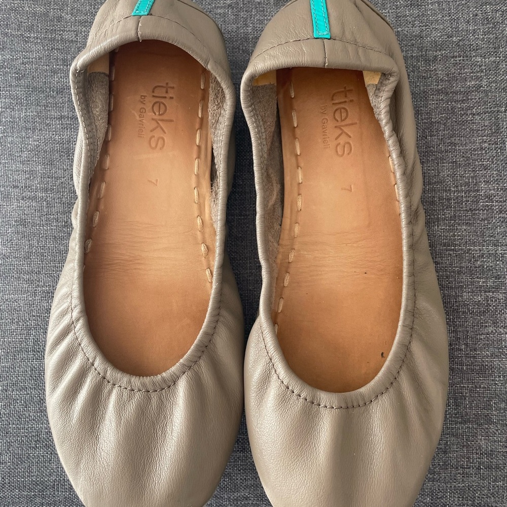 Tieks taupe Ballet Flats with Teal Accent